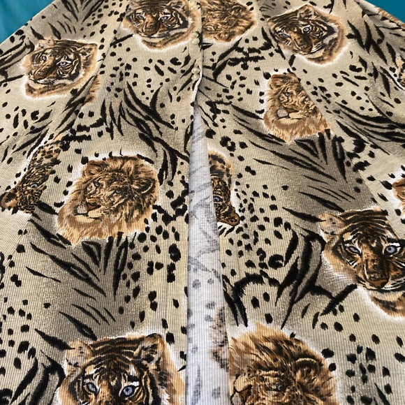 Dress new vintage bought in Las Vegas animal print 50%polyester50%cottonmaxinew. - Picture 7 of 8